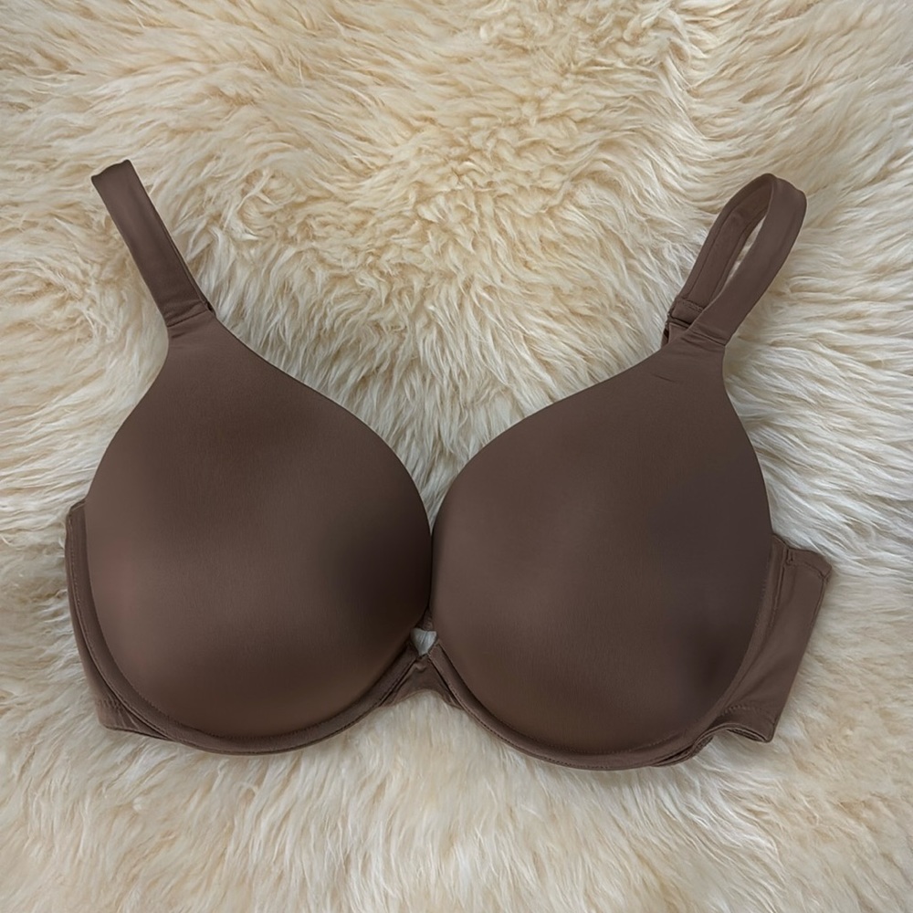 ✨Gently worn✨Cacique Smooth Boost Plunge Push-Up Nude Bra Sz 40DD